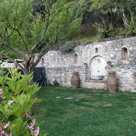 Casale *